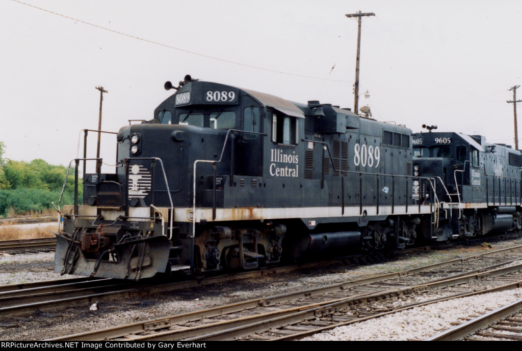 IC GP10 #8089 - Illinois Central